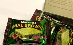 抹茶味のマーケットオーブラウニー。